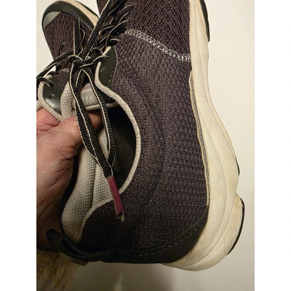 Weil Womens Size 9 Orthopedic Tennis‎ Shoes.